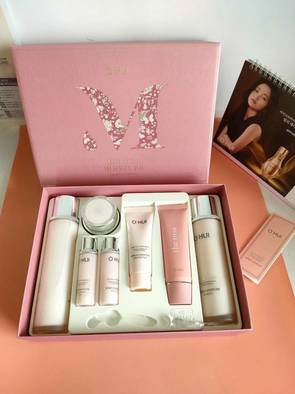 ohui-miracle-moisture-1