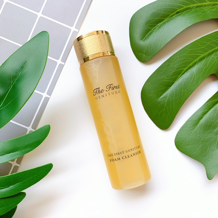 Sữa rửa mặt tái sinh da Ohui The First Geniture Foam Cleanser 80ml